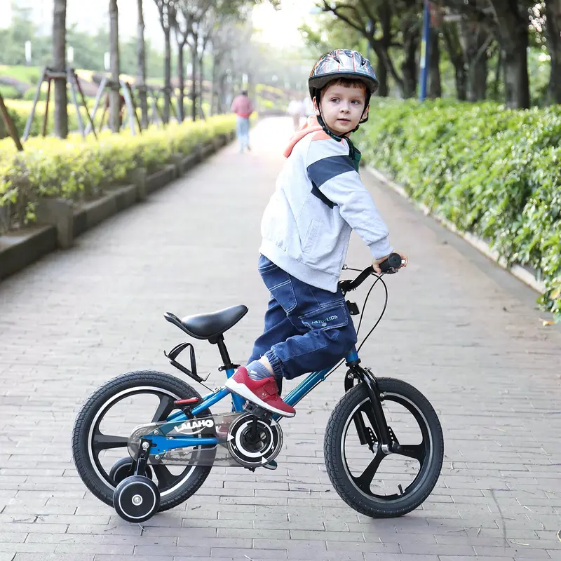 16-Inch Kids’ Bike with Training Wheels – Adjustable Seat and Handlebars, Kickstand, Designed for Ages 3–7