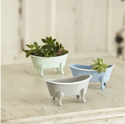 Enamel-Coated Mini Bathtub Figurine