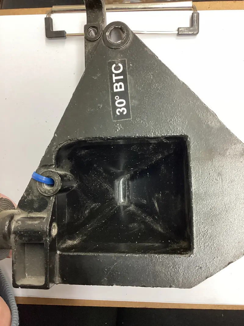 Mounting Bracket – PN 320374